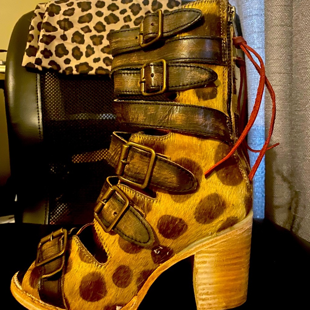 Freebird leopard heels